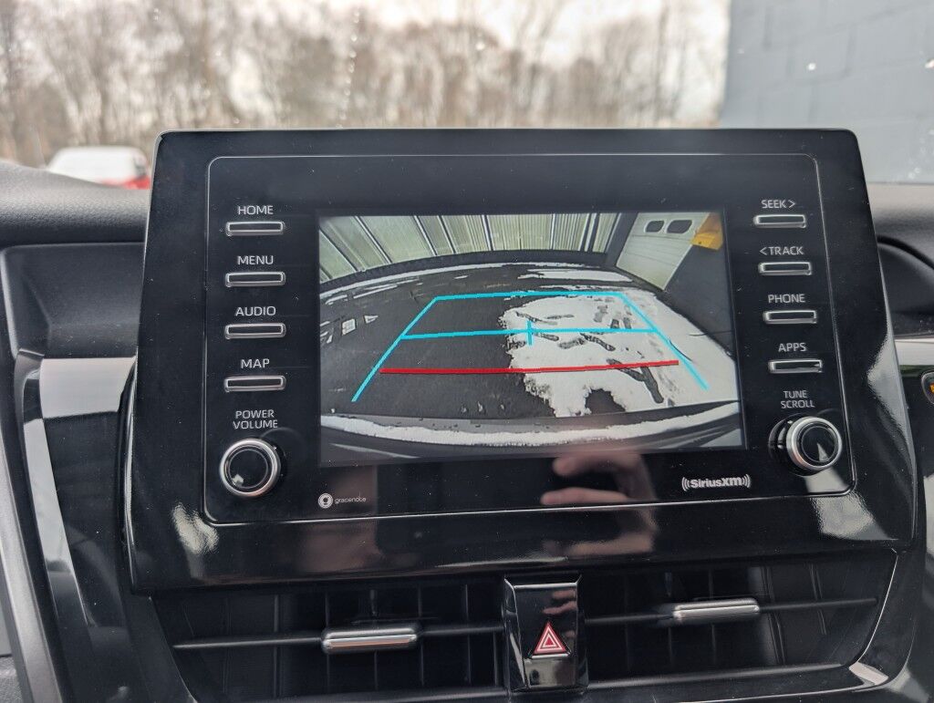 2023 Toyota Camry SE Vestal NY