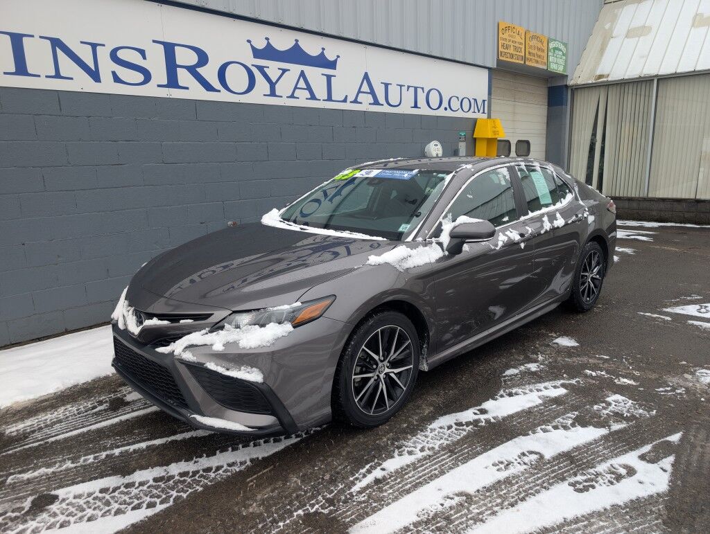 2023 Toyota Camry SE