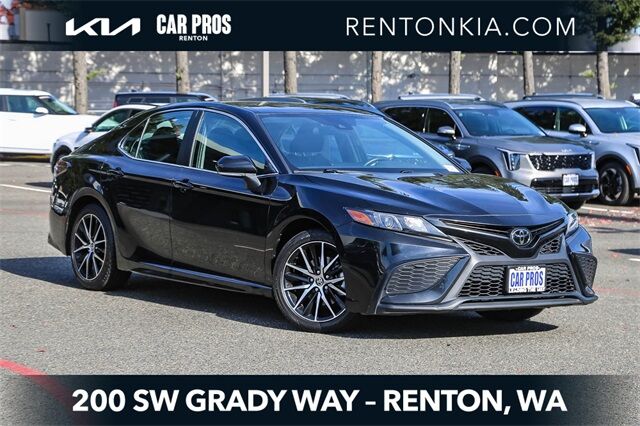 2023 Toyota Camry SE