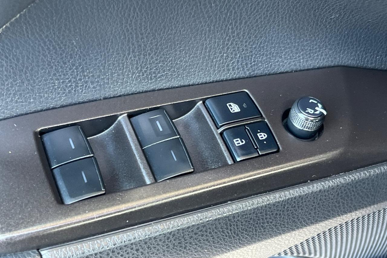 2023 Toyota Camry SE Roseville CA