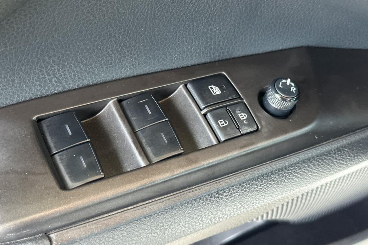 2023 Toyota Camry SE Roseville CA