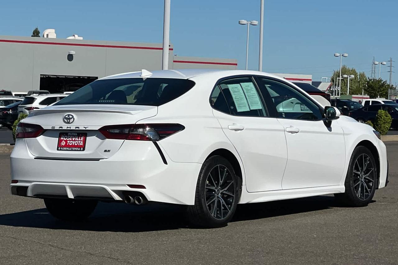 2023 Toyota Camry SE