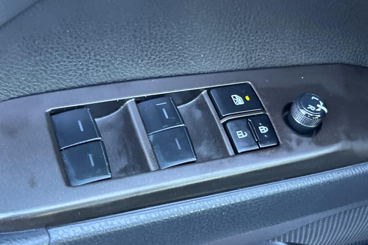 2023 Toyota Camry SE Roseville CA