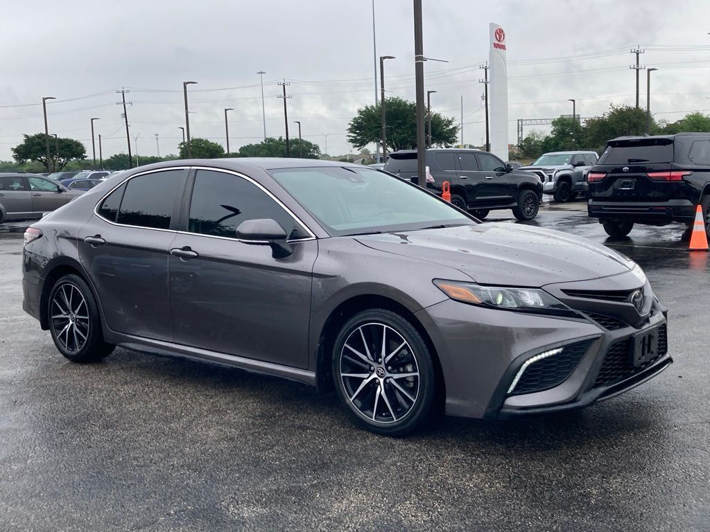 2023 Toyota Camry SE