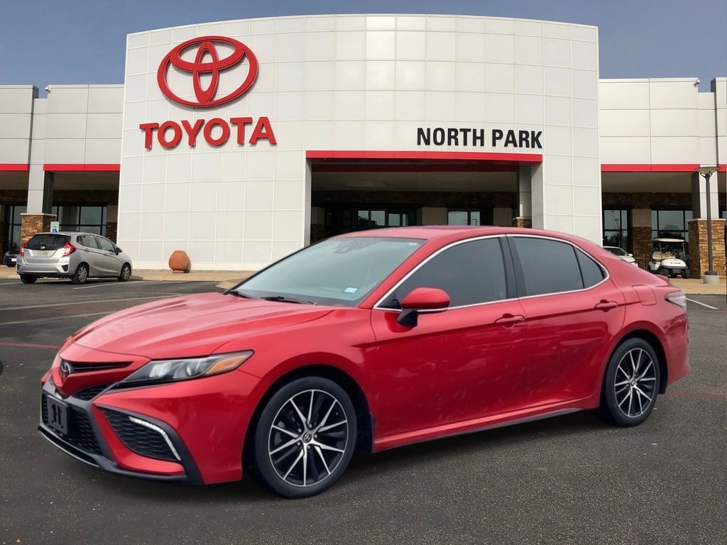 2023 Toyota Camry SE