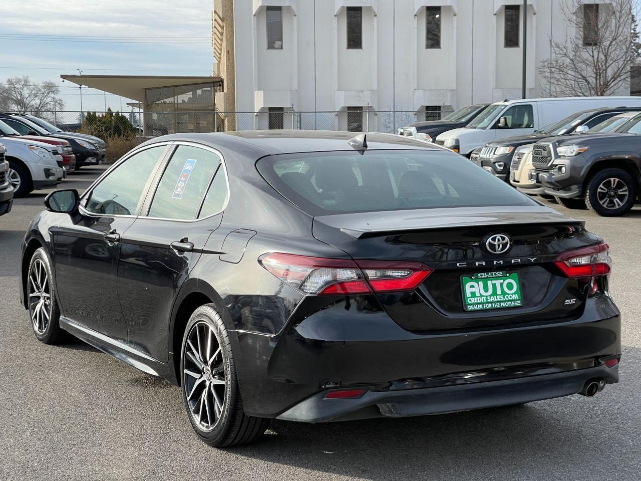 2023 Toyota Camry SE