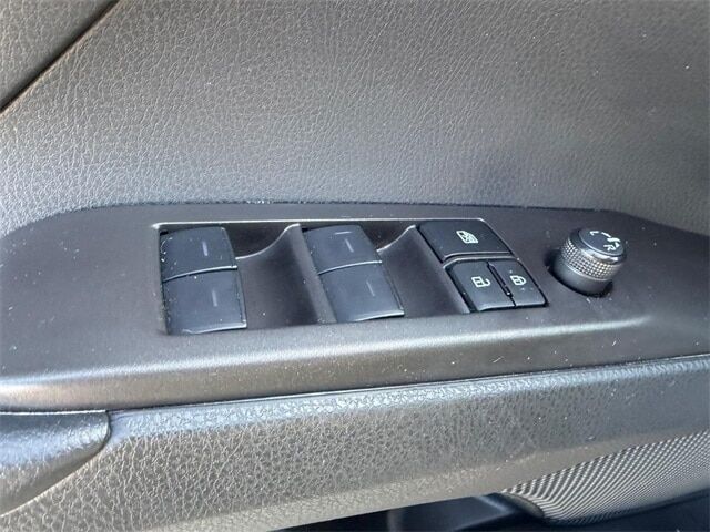 2023 Toyota Camry SE Cape Girardeau MO