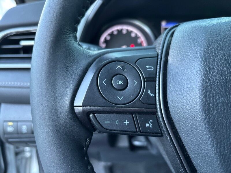2023 Toyota Camry SE w/XP PACKAGE Seffner FL