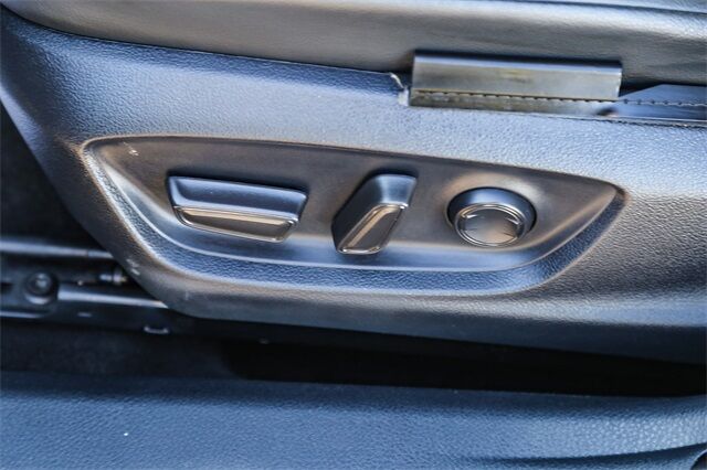 2023 Toyota Camry SE Tacoma WA