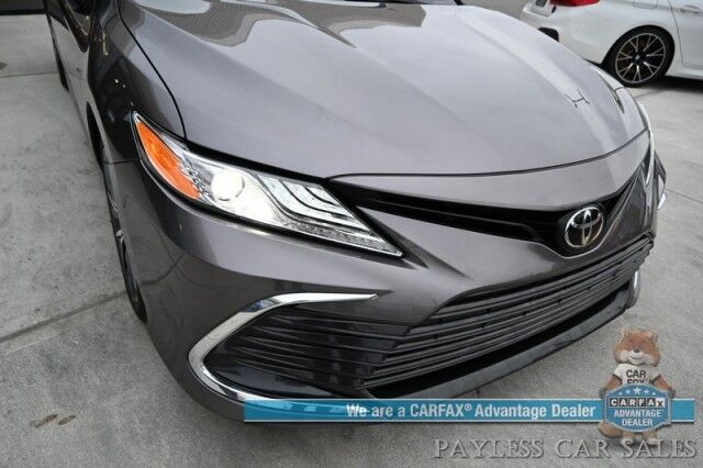 2023 Toyota Camry XLE / Cold Weather Pkg / Auto Start / Heated Leather Seats & Steering Wheel / Adaptive Cruise / Lane Depart & Blind Spot / Apple CarPlay & Android Auto / Back Up Camera / Keyless Entry & Start / 38 MPG / 1 Owner Anchorage AK