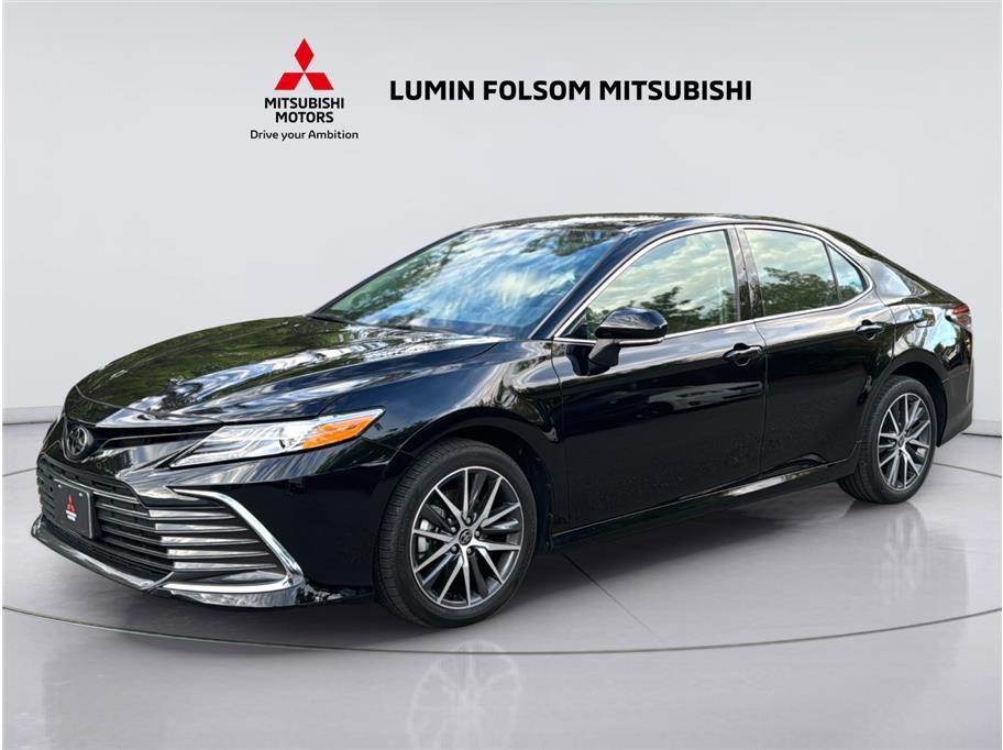 2023 Toyota Camry XLE Sedan 4D
