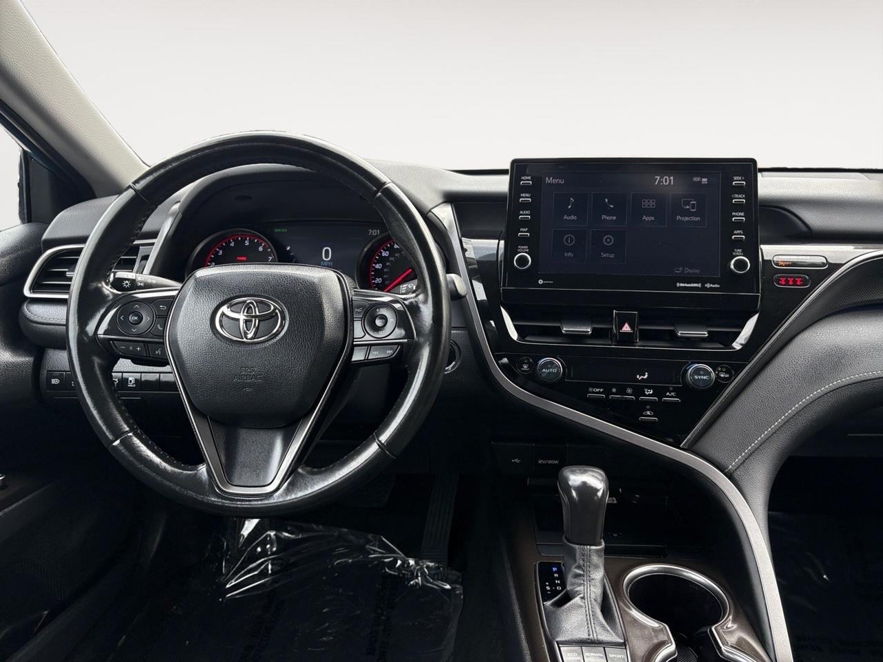 2023 Toyota Camry XSE, BACKUP CAMERA WITH PARKING SENSORS, REMOTE START, HEATED SEATS, NAVIGATION, BLUETOOTH, ONLY 1 OWNER, THIS CAMRY IS READY FOR A NEW OWNER!