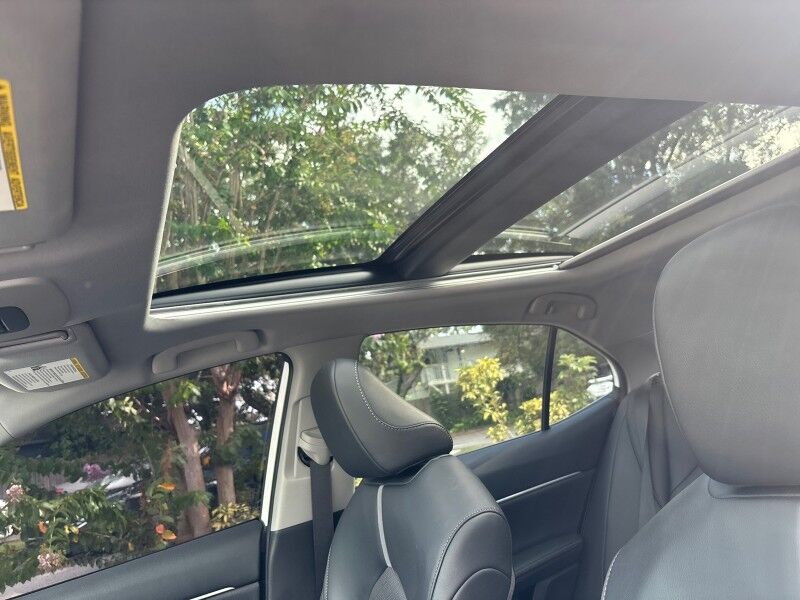 2023 Toyota Camry XSE V6 w/BLACKOUT PACKAGE Seffner FL