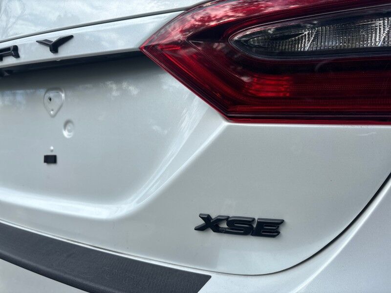 2023 Toyota Camry XSE V6 w/BLACKOUT PACKAGE Seffner FL