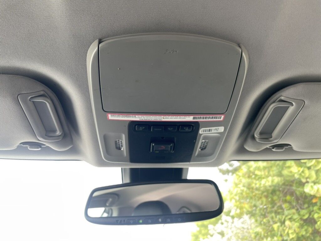 2023 Toyota Camry XSE~12 TOUCHSCREEN~QI CHARGER~ONLINE FINANCE AND SHIPPING AVAIL Sarasota FL