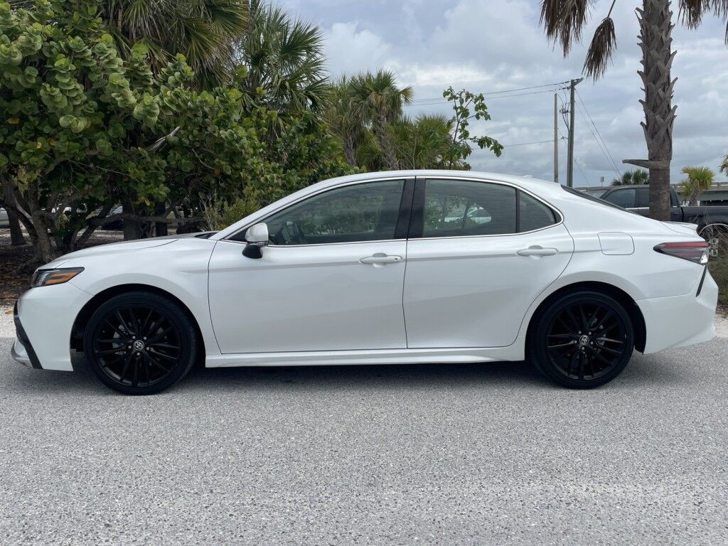 2023 Toyota Camry XSE~12 TOUCHSCREEN~QI CHARGER~ONLINE FINANCE AND SHIPPING AVAIL