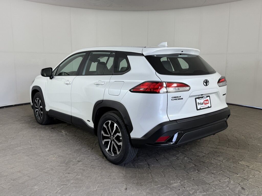 2023 Toyota Corolla Cross Hybrid S Maumee OH