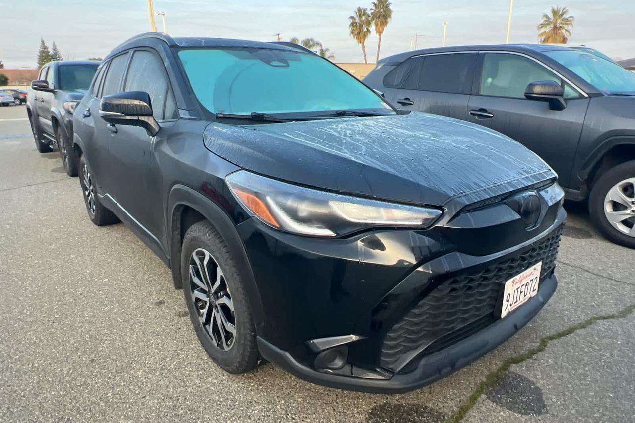 2023 Toyota Corolla Cross Hybrid SE