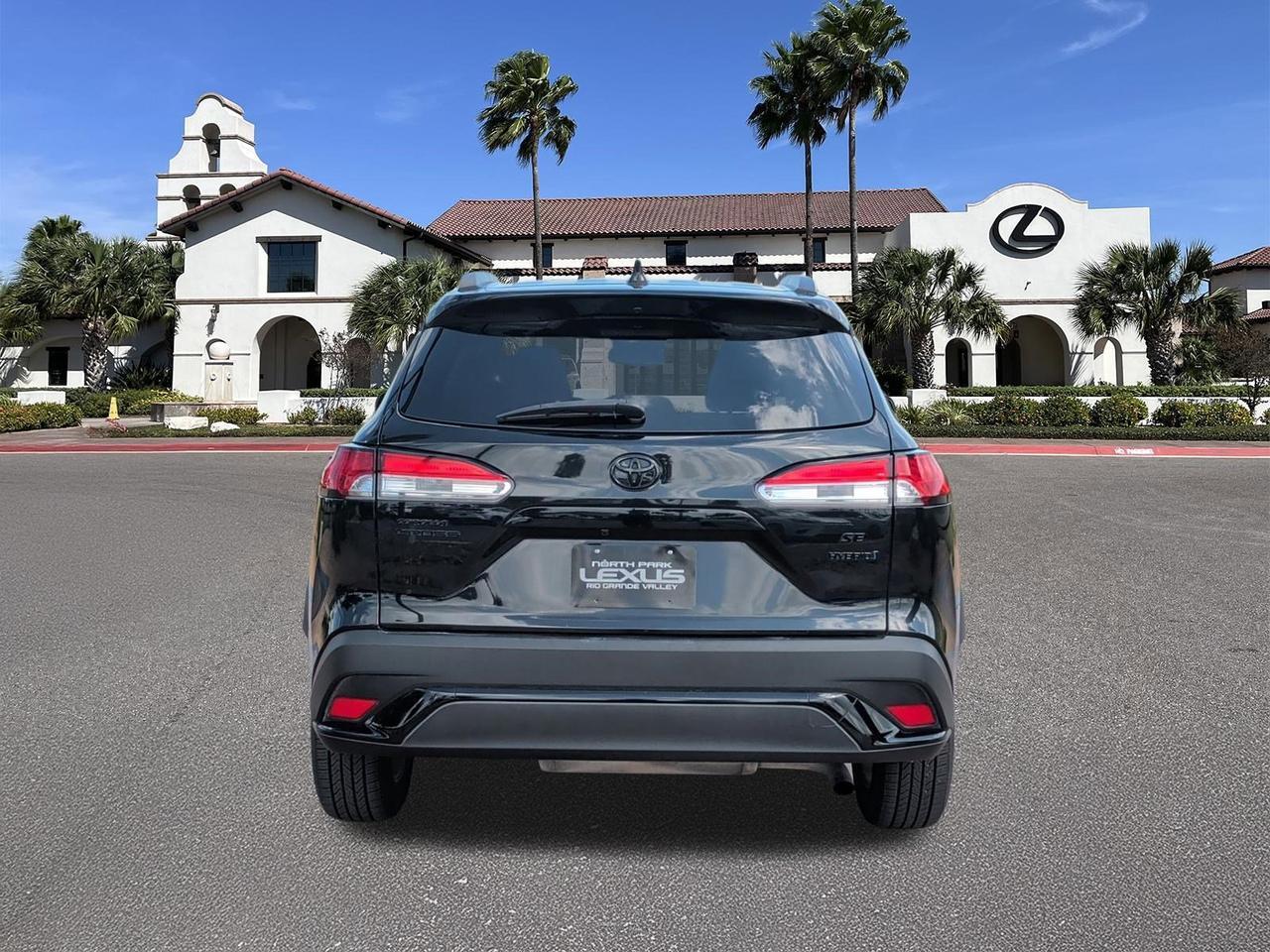 2023 Toyota Corolla Cross Hybrid SE