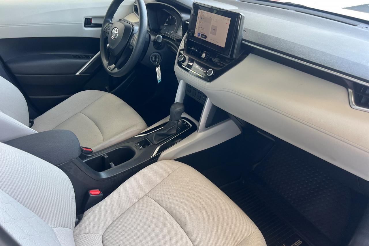 2023 Toyota Corolla Cross L Ontario OR