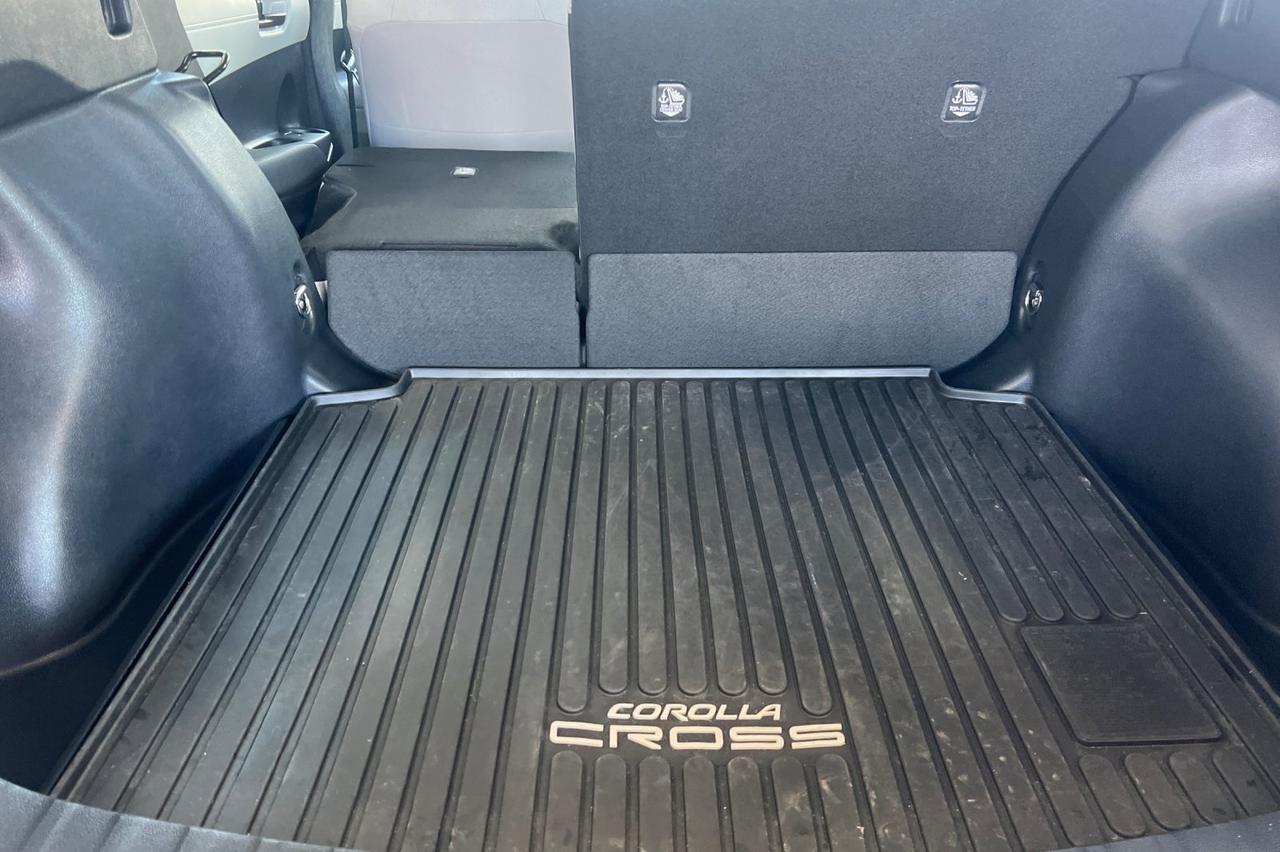 2023 Toyota Corolla Cross L Ontario OR