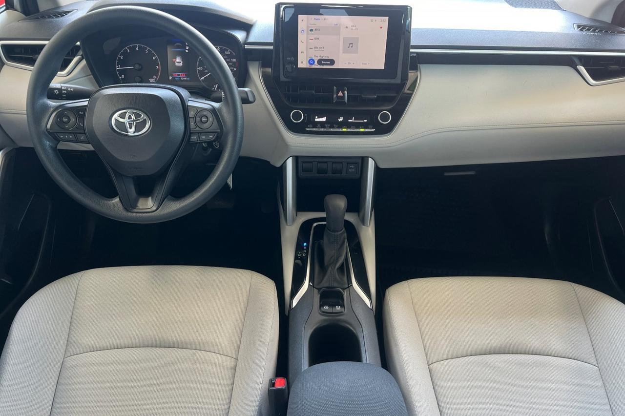 2023 Toyota Corolla Cross L Ontario OR