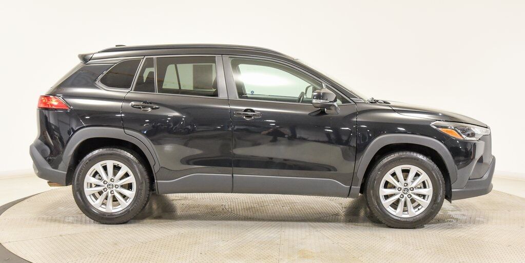 2023 Toyota Corolla Cross LE Akron