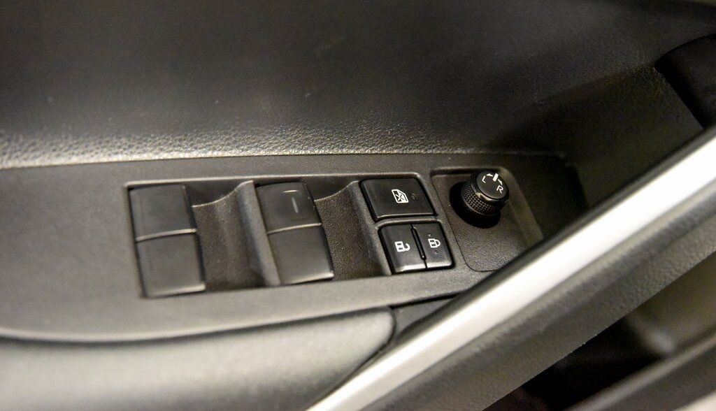 2023 Toyota Corolla Cross LE Akron