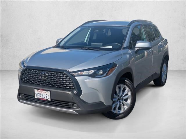 2023 Toyota Corolla Cross LE