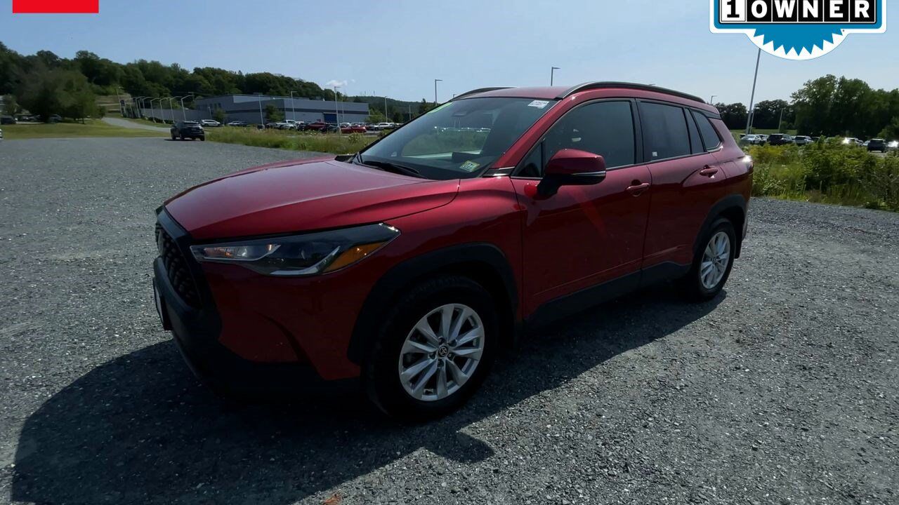 2023 Toyota Corolla Cross LE White River Junction VT