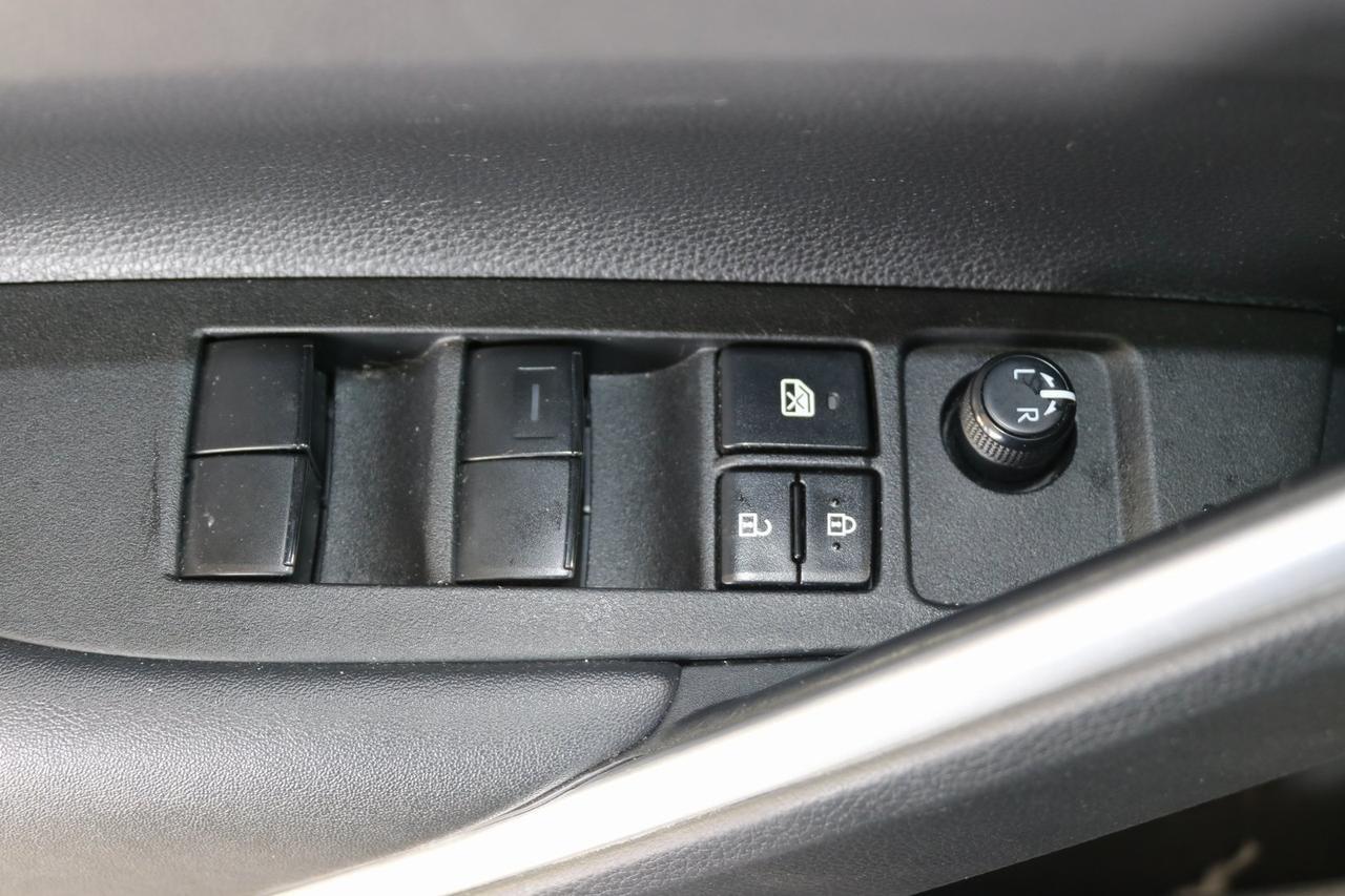 2023 Toyota Corolla Cross LE Fredericksburg VA