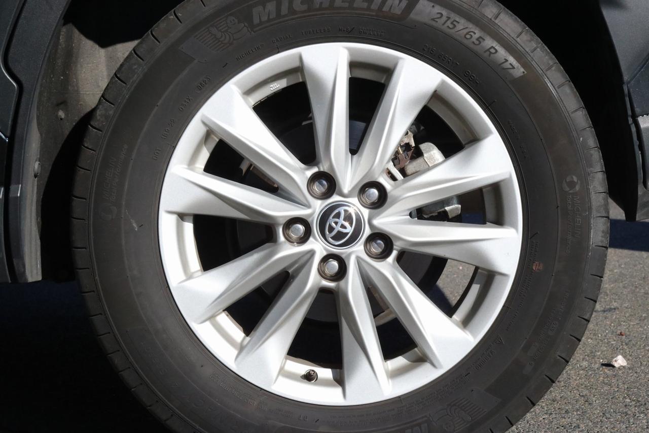 2023 Toyota Corolla Cross LE Fredericksburg VA