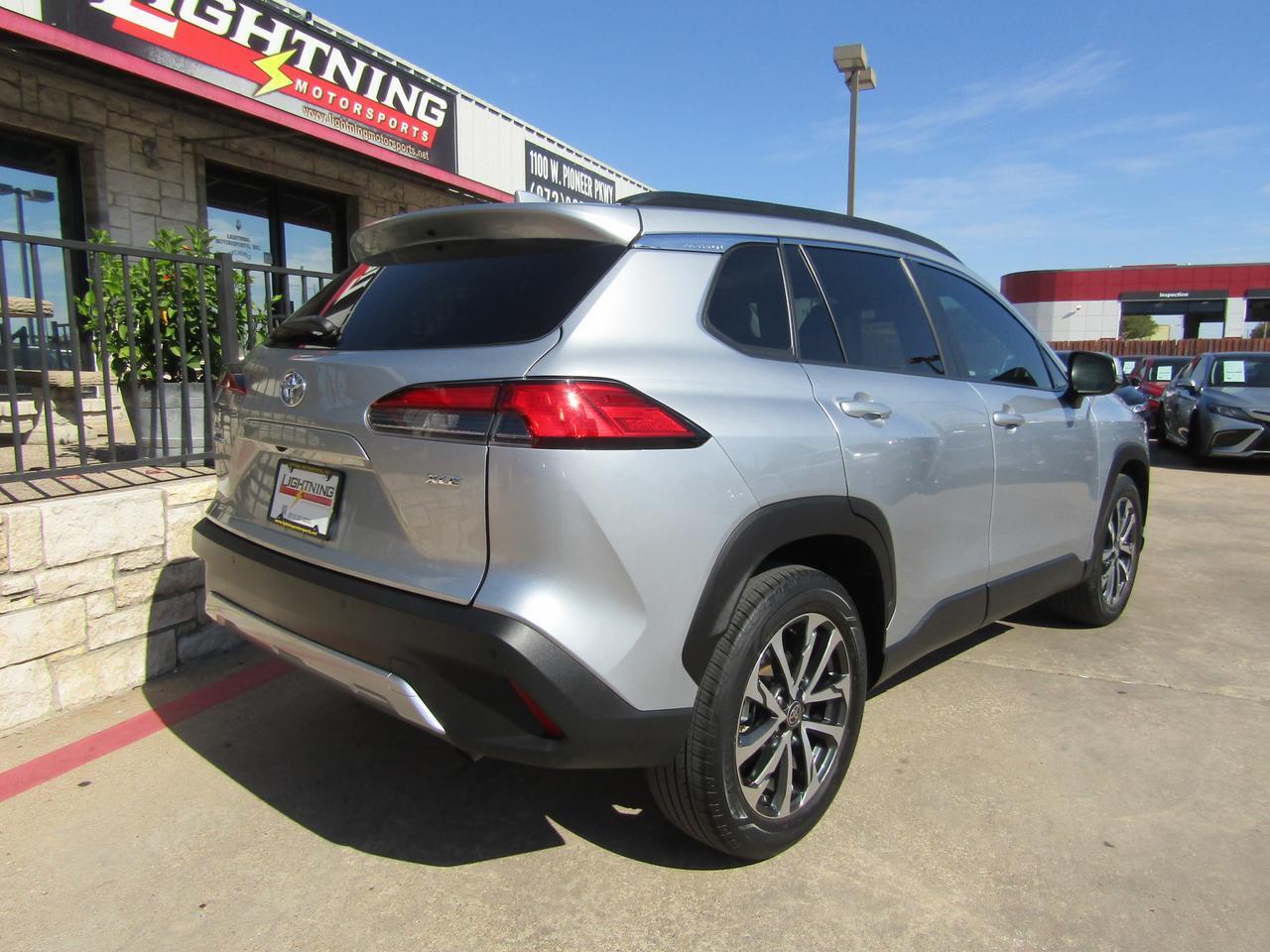 2023 Toyota Corolla Cross XLE 2WD (Natl) Grand Prairie TX
