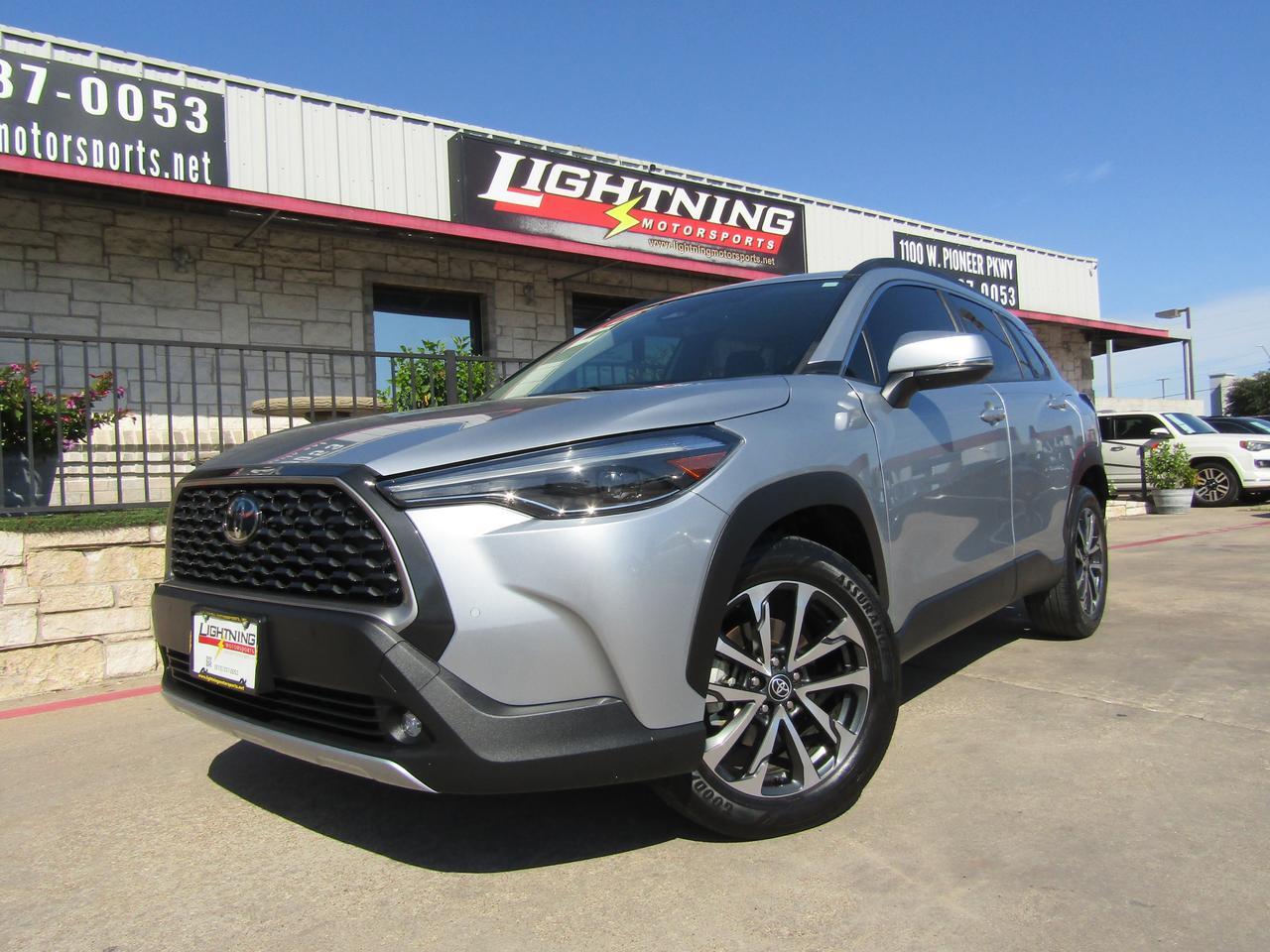 2023 Toyota Corolla Cross XLE 2WD (Natl)