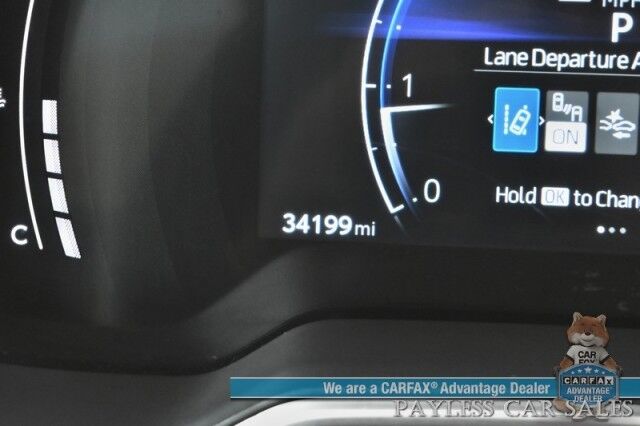 2023 Toyota Corolla Cross XLE / AWD / Auto Start / Power & Heated Leather Seats / Adaptive Cruise / Lane Depart & Blind Spot / Apple CarPlay & Android Auto / Back Up Cam / Rear Parking Sensors / Keyless Entry & Start / 32 MPG / 1-Owner Anchorage AK