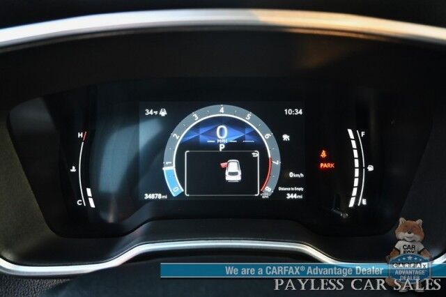 2023 Toyota Corolla Cross XLE / AWD / Power & Heated Leather Seats / Adaptive Cruise Control / Lane Departure & Blind Spot / Apple CarPlay & Android Auto / Back Up Cam / Rear Parking Sensors / Keyless Entry & Start / 32 MPG / 1-Owner Anchorage AK