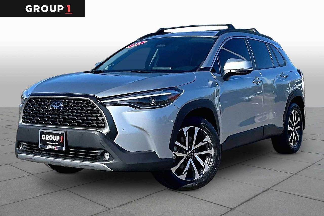 2023 Toyota Corolla Cross XLE