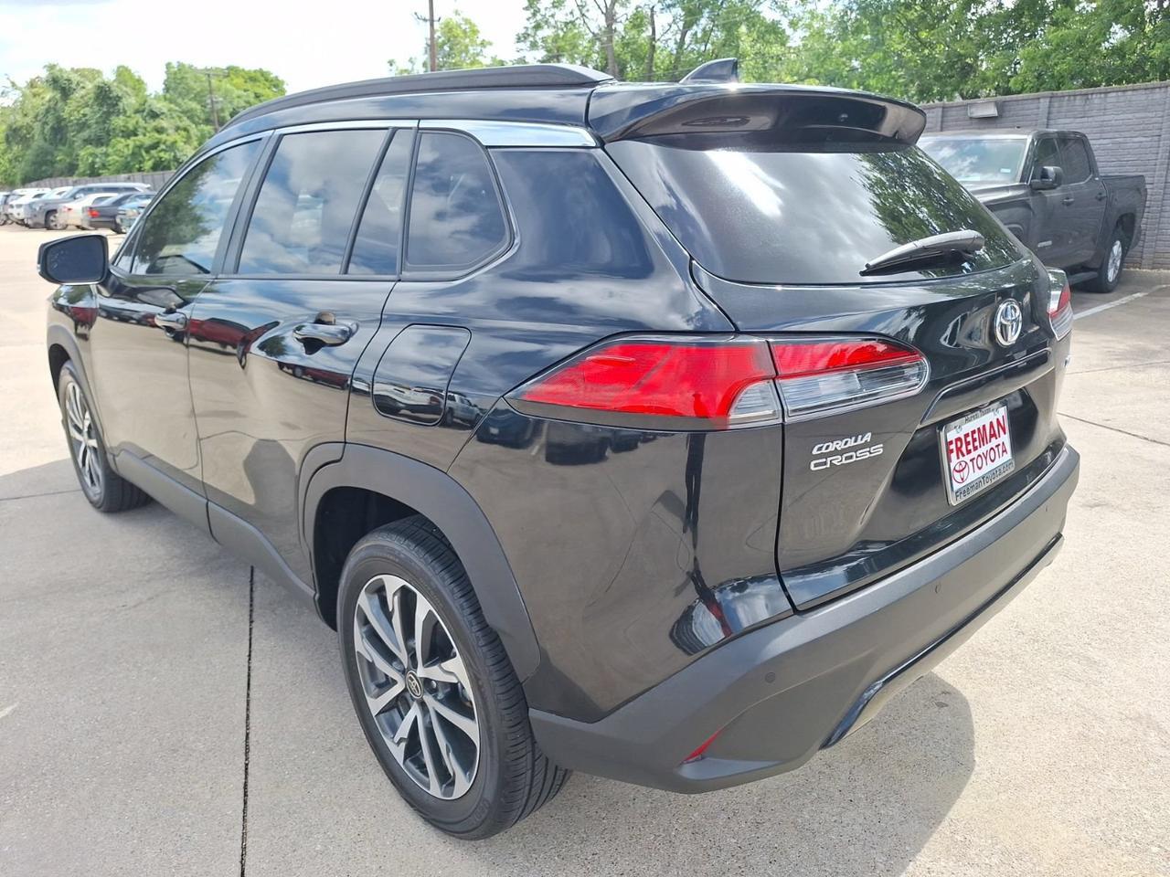 2023 Toyota Corolla Cross XLE Hurst TX