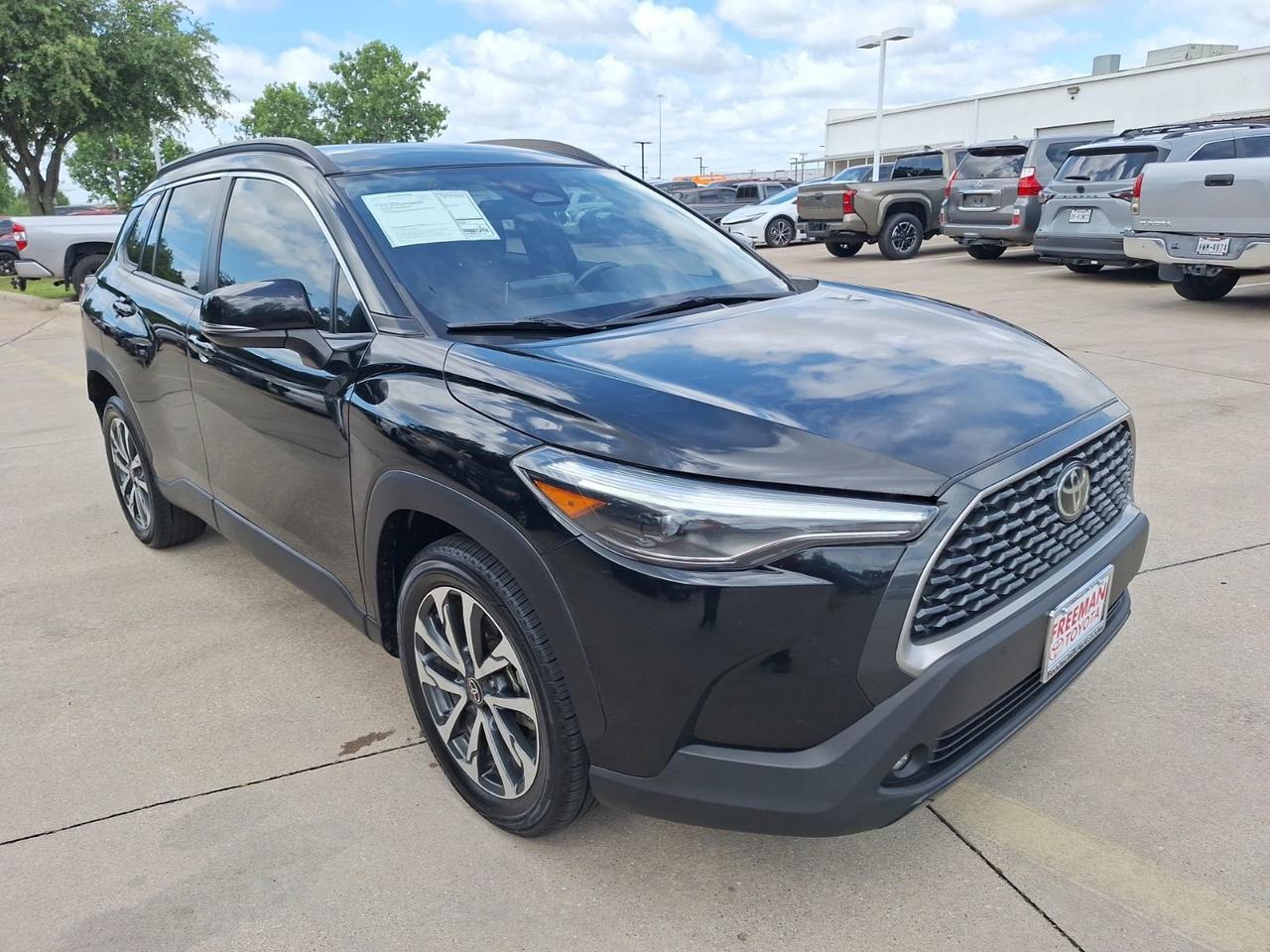 2023 Toyota Corolla Cross XLE Hurst TX