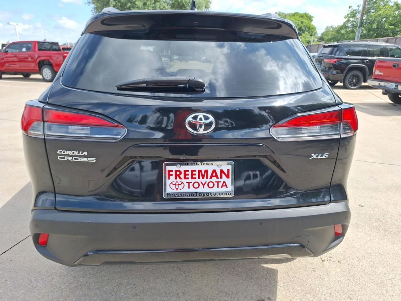 2023 Toyota Corolla Cross XLE Hurst TX