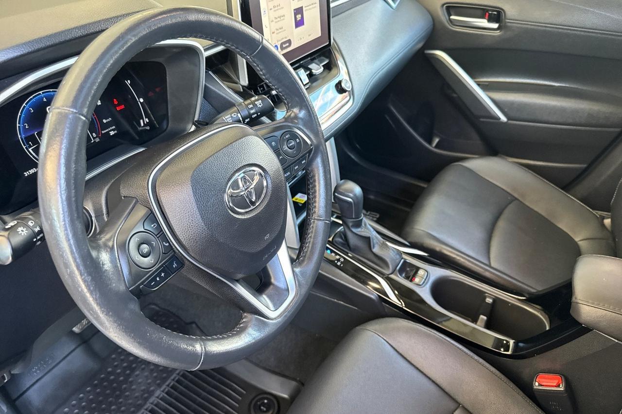 2023 Toyota Corolla Cross XLE Roseville CA