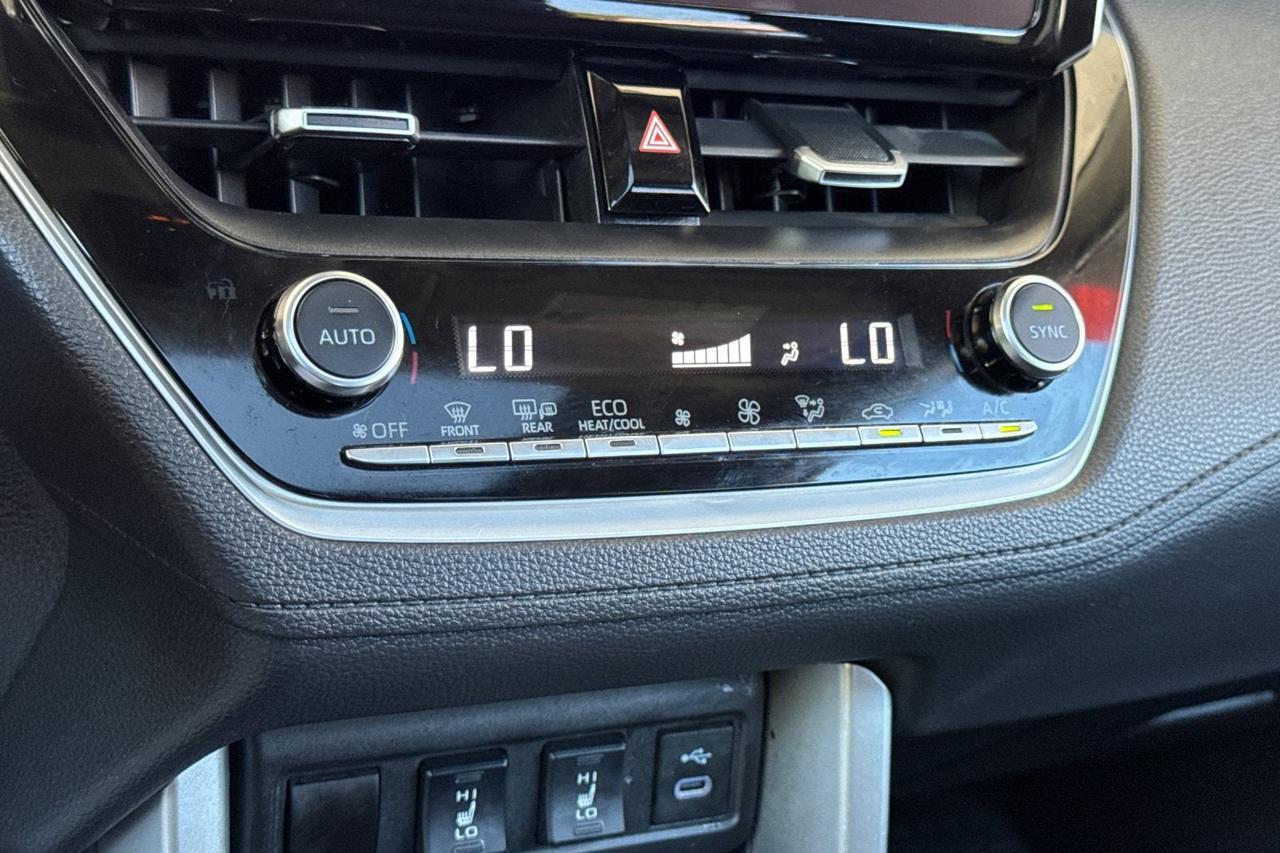 2023 Toyota Corolla Cross XLE Roseville CA