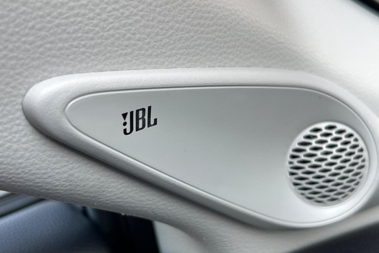 2023 Toyota Corolla Cross XLE Roseville CA