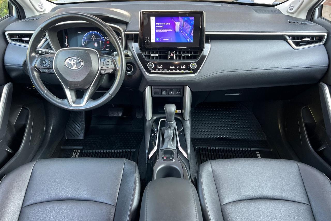 2023 Toyota Corolla Cross XLE Roseville CA