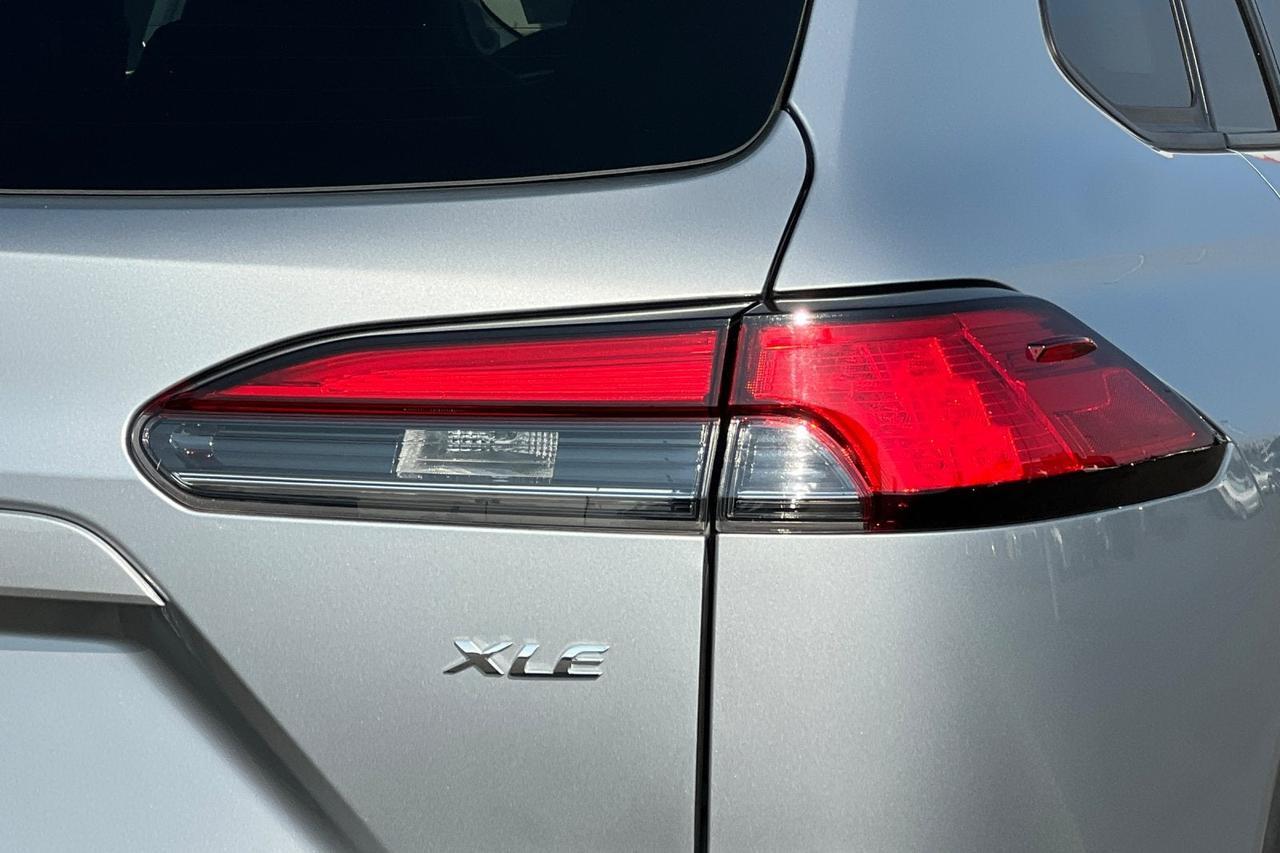 2023 Toyota Corolla Cross XLE Roseville CA