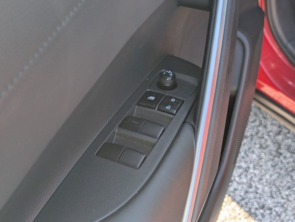 2023 Toyota Corolla Cross XLE Cockeysville MD