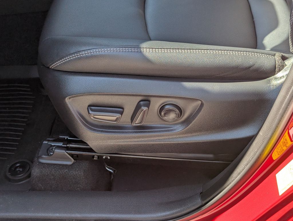 2023 Toyota Corolla Cross XLE Cockeysville MD