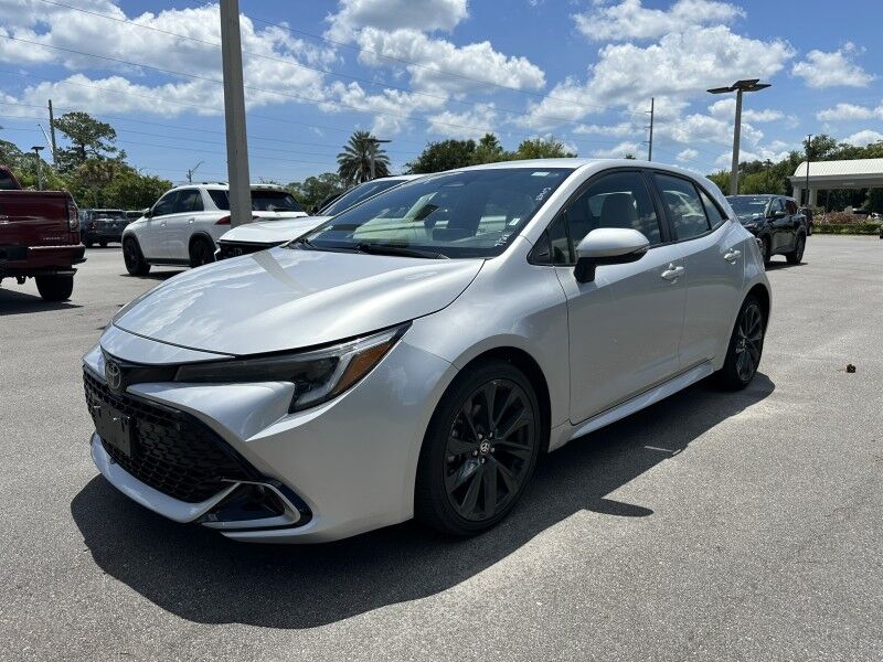 2023 Toyota Corolla Hatchback XSE