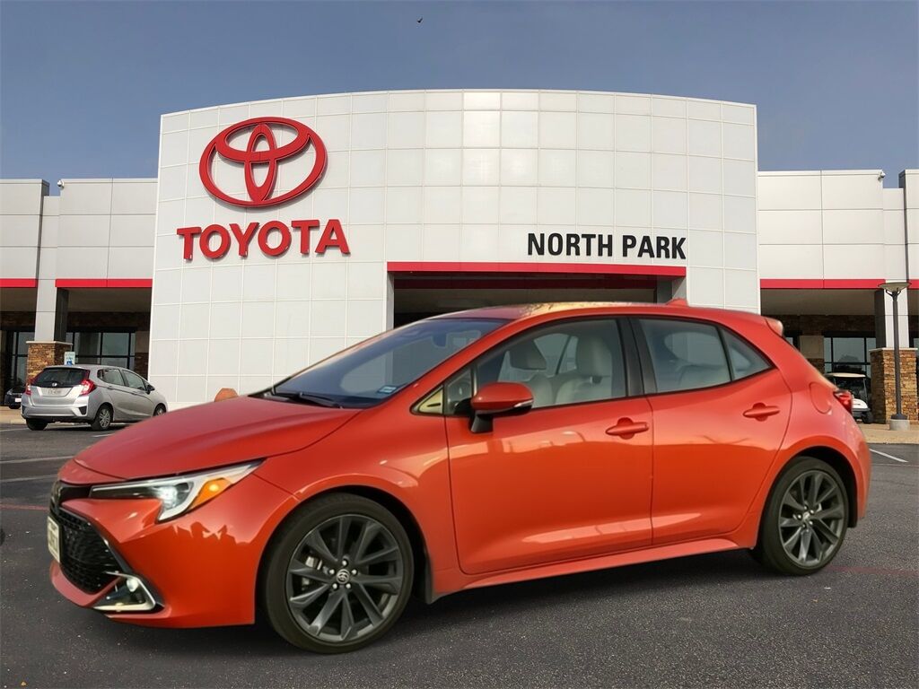2023 Toyota Corolla Hatchback XSE