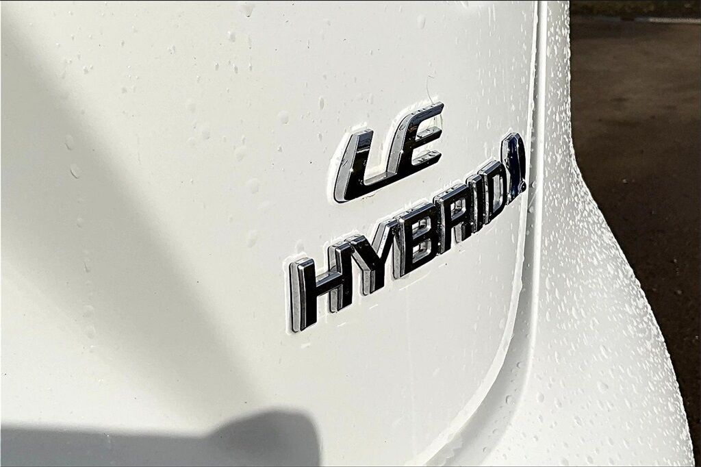 2023 Toyota Corolla Hybrid LE OR